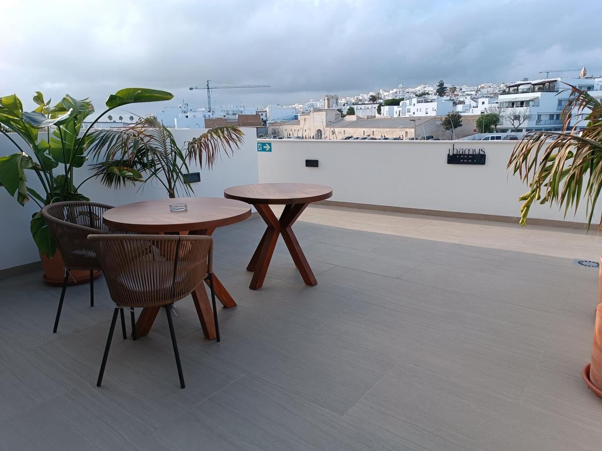 Hotel Apartamentos Hamus โกนิล เด ลาฟรอนเตรา ภายนอก รูปภาพ