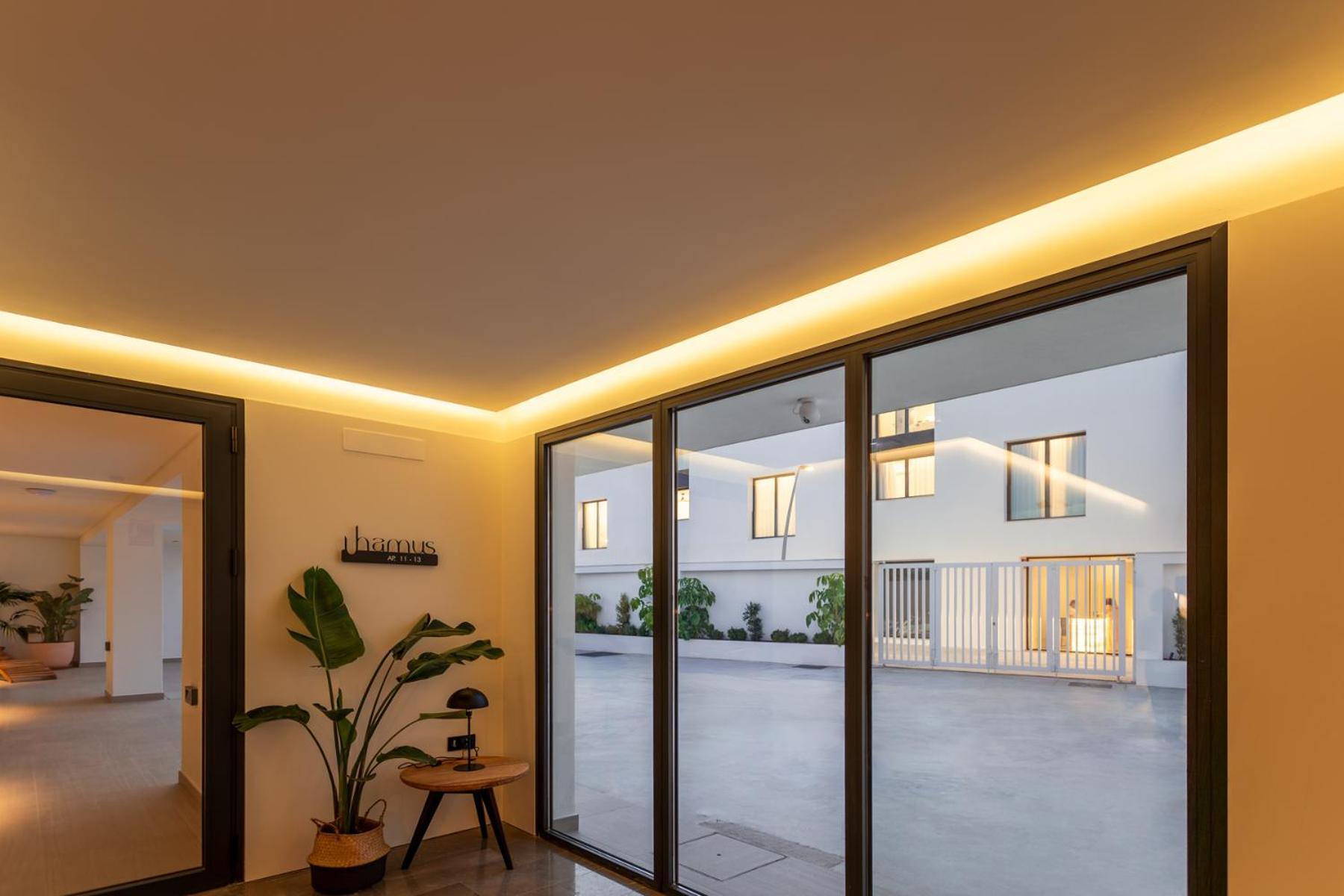 Hotel Apartamentos Hamus โกนิล เด ลาฟรอนเตรา ภายนอก รูปภาพ