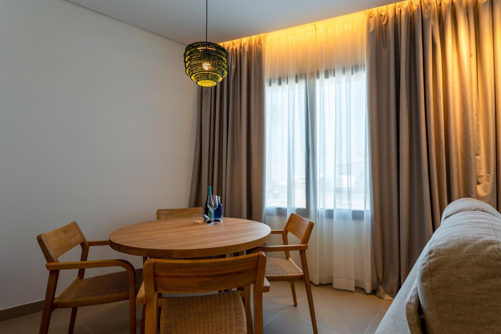 Hotel Apartamentos Hamus โกนิล เด ลาฟรอนเตรา ภายนอก รูปภาพ